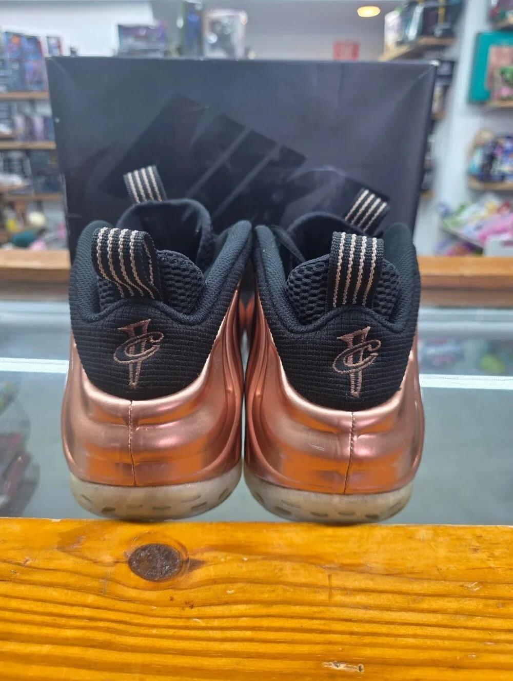 Nike Air Foamposite One Metallic Copper 2024 Sneakers FZ9902-001 Men's Size 10.5